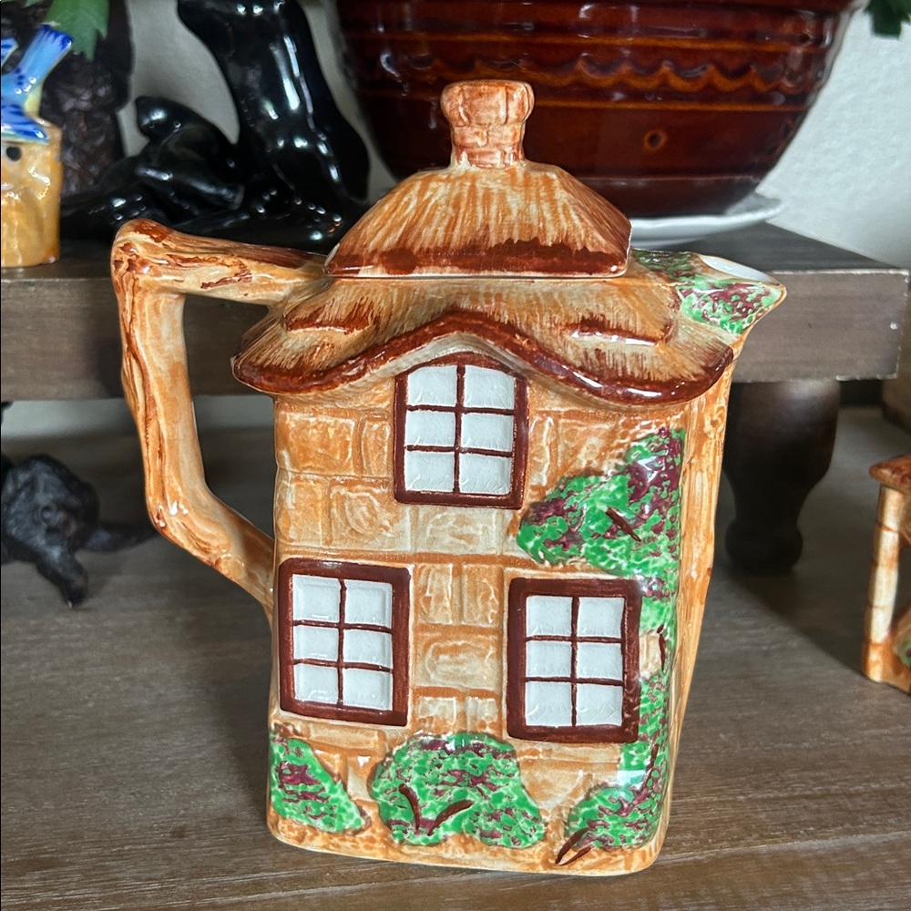 Cottage Shaped Cottage Ware Teapot Sugar Bowl or Jam Pot Westminster Vintage. - Picture 5 of 17